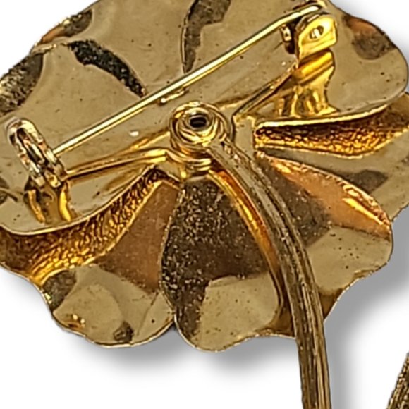 Brooch Pin Flower Faux Pearl Gold Tone Vintage Mid Century - Picture 6 of 6